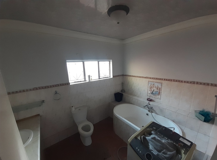 6 Bedroom Property for Sale in Hilton Free State